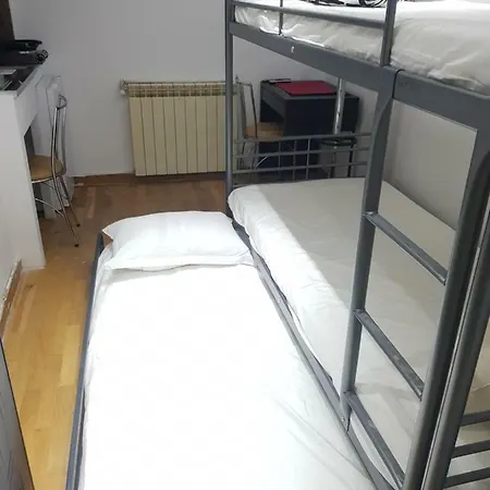 Cheap Accommodation Student Type Бухарест
